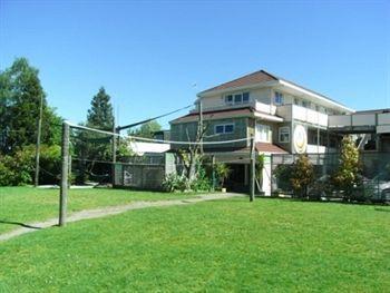 Haka House Hostel *